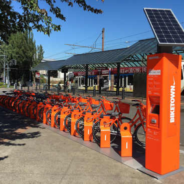 Biketown station near MAX stop