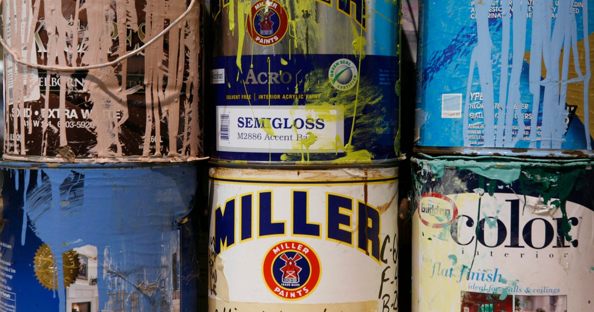 How to Dispose of Paint Thinner