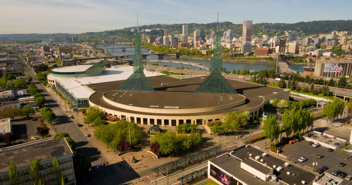Hyatt Regency Portland at the Oregon Convention Center Metro