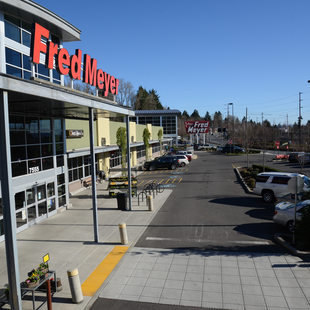 Burlingame Fred Meyer