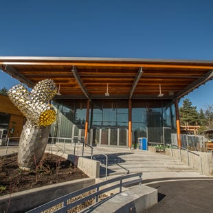 Main entrance to Oregon Zoo Education Center