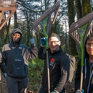 Image of Forest Park Conservancy volunteers