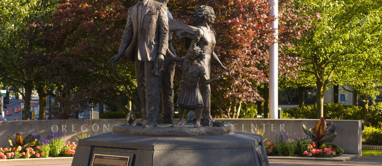 Oregon Convention Center MLK Statue