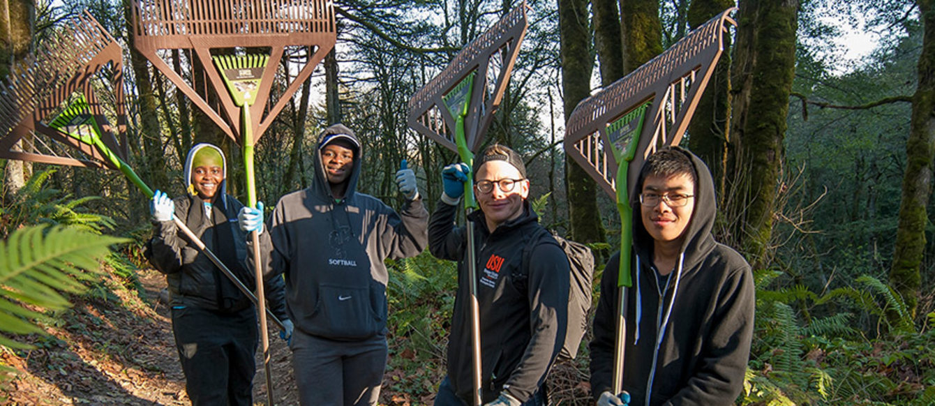 Image of Forest Park Conservancy volunteers