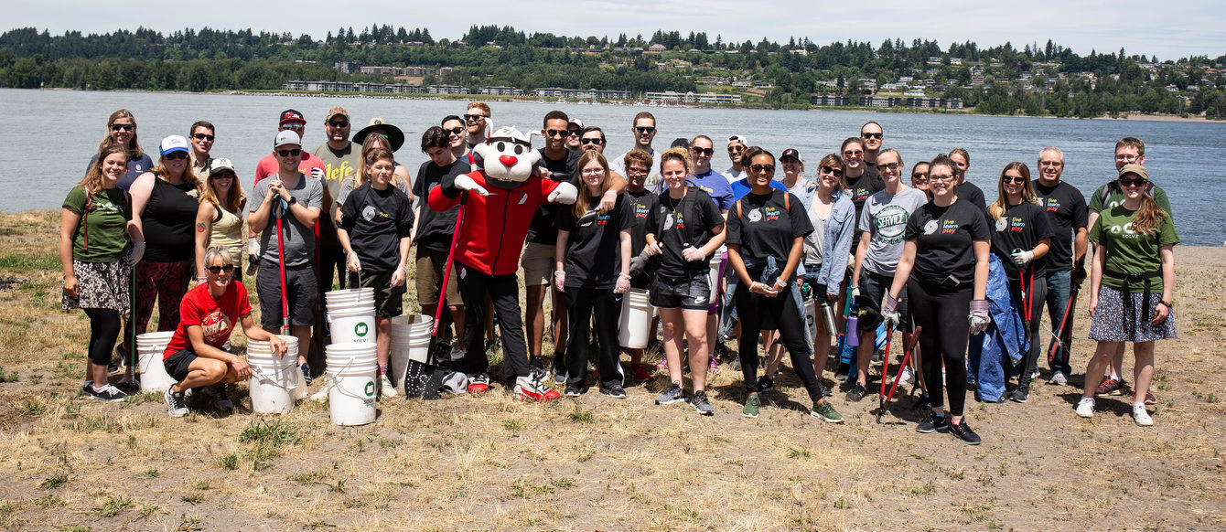 A group photo of volunteers for the Broughton Beach clean-up day