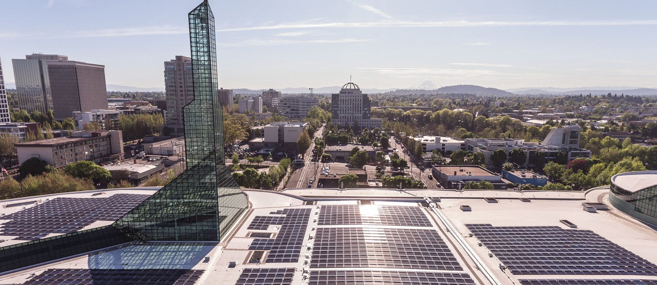 Aerial photo of solar array on the rooftop of the Oregon Convention Center