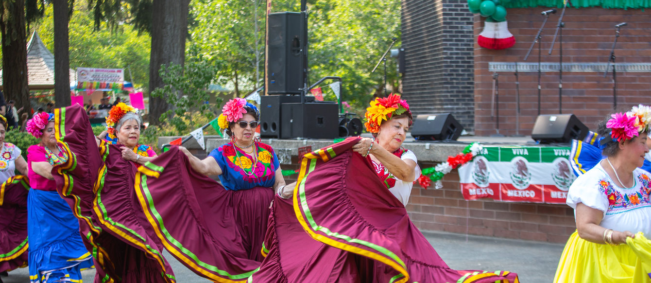 Dancers perform at El Grito market