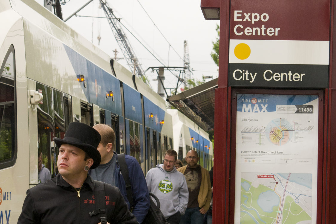 photo of the Expo Center MAX stop