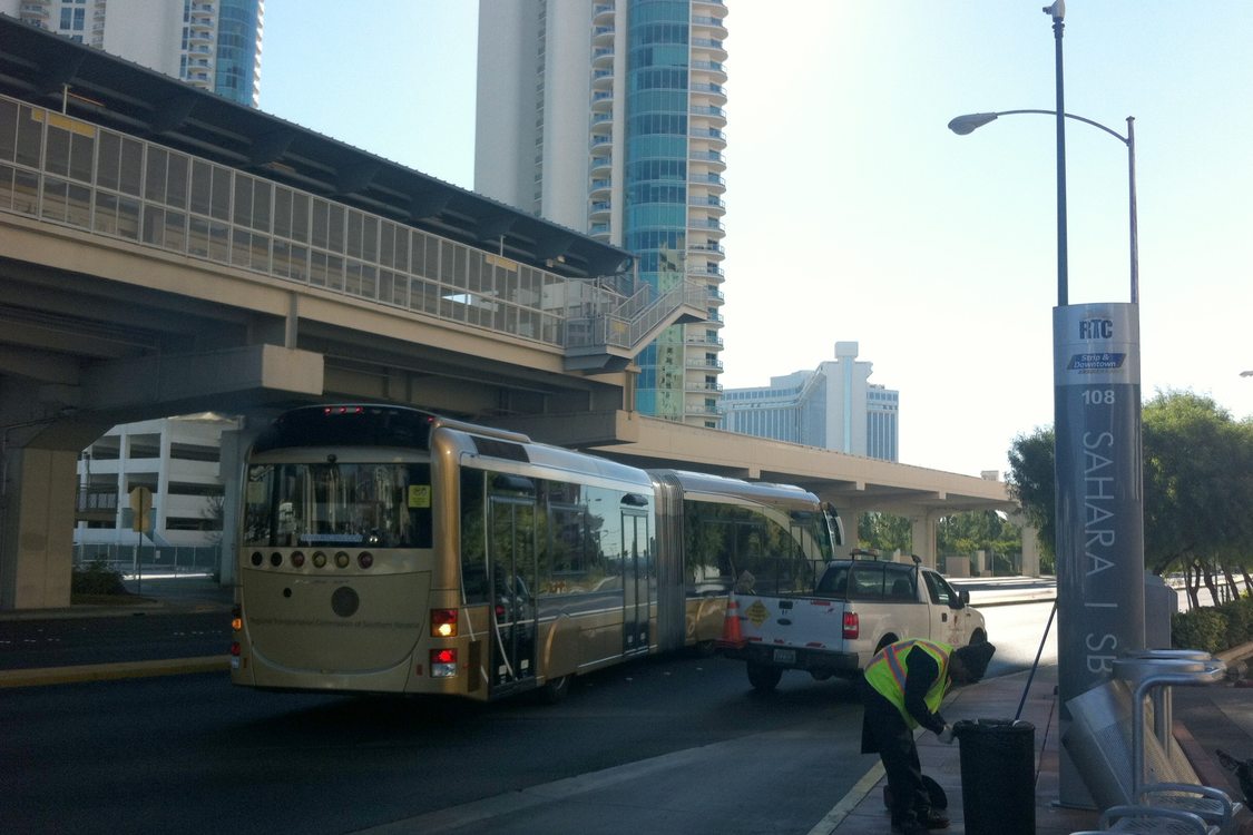 Vegas BRT near monorail