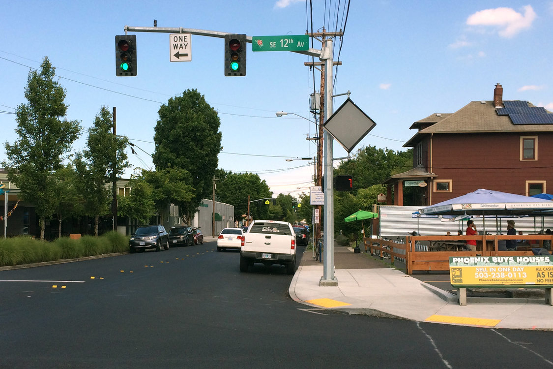 Inner Division Street at 12th