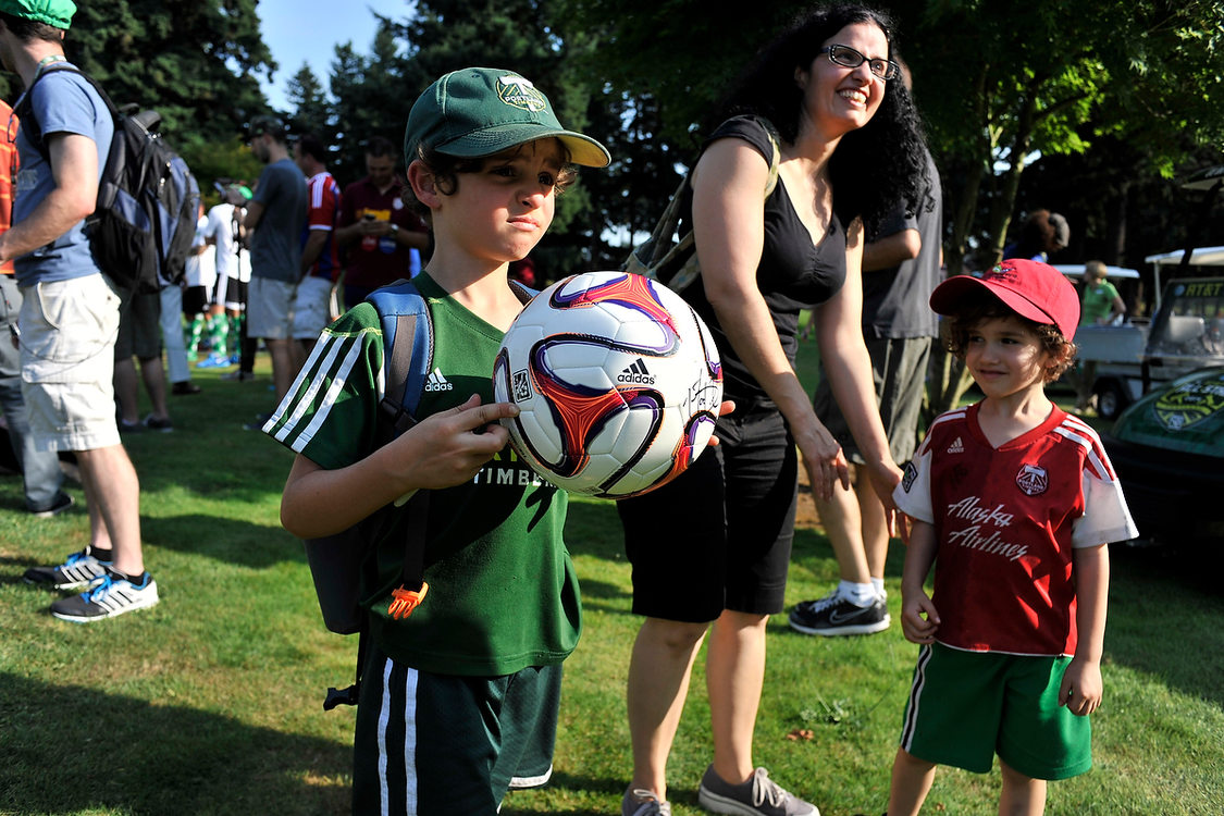 Hunting for footgolf autographs