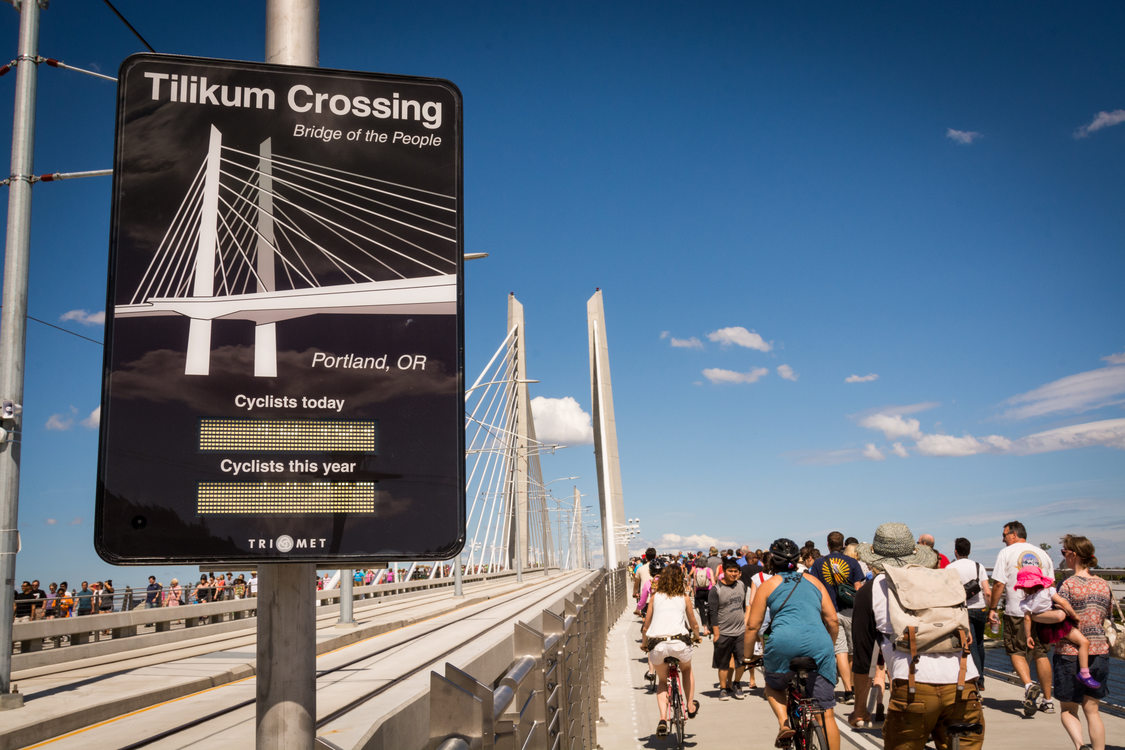 Tilikum Crossing bike counter