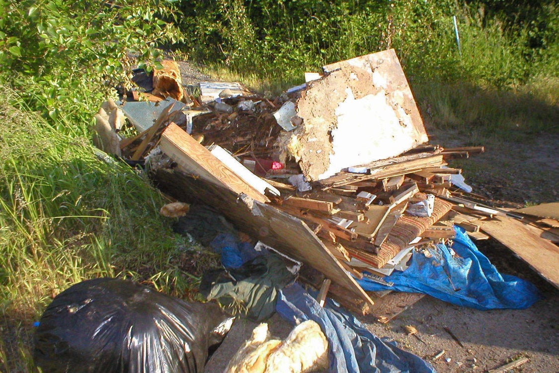 photo of an illegal dump site