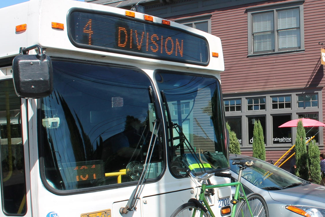 Thumbnail of 4-Division bus