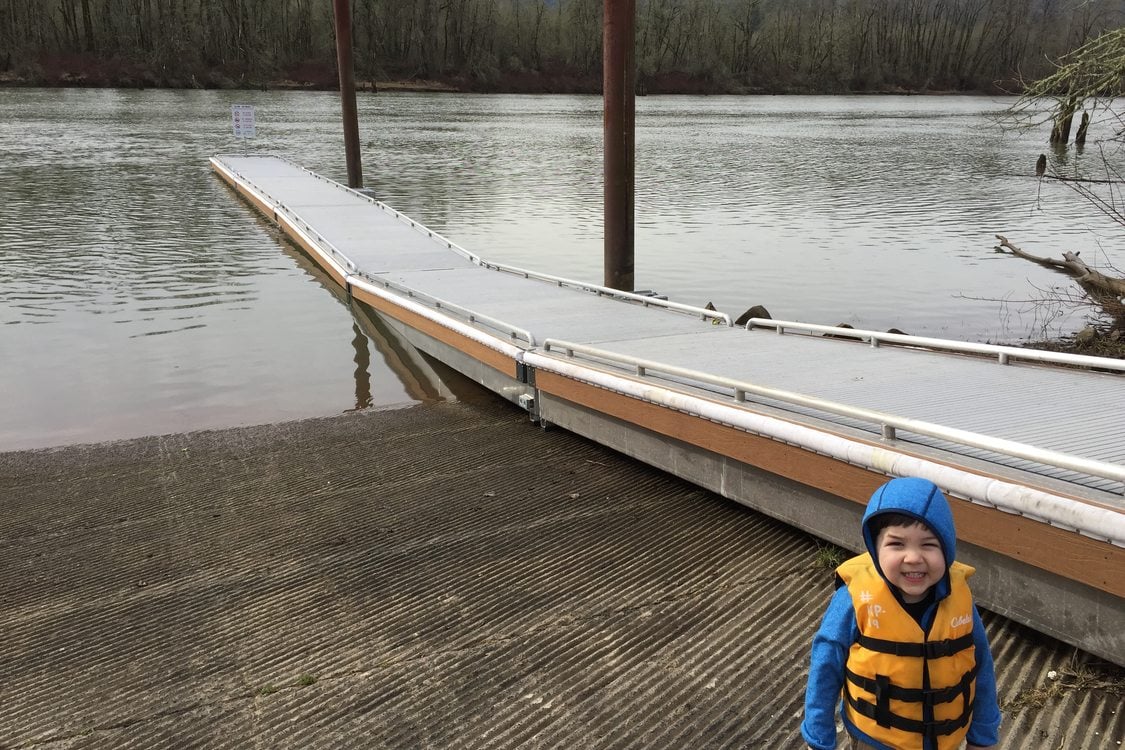 photo of new Sauvie Island Boat Ramp dock