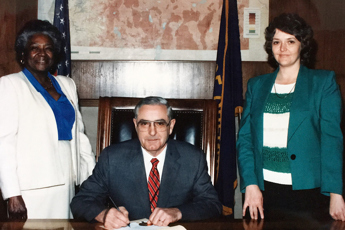 photo of Estella Ehelebe with Gov. Vic Atiyeh