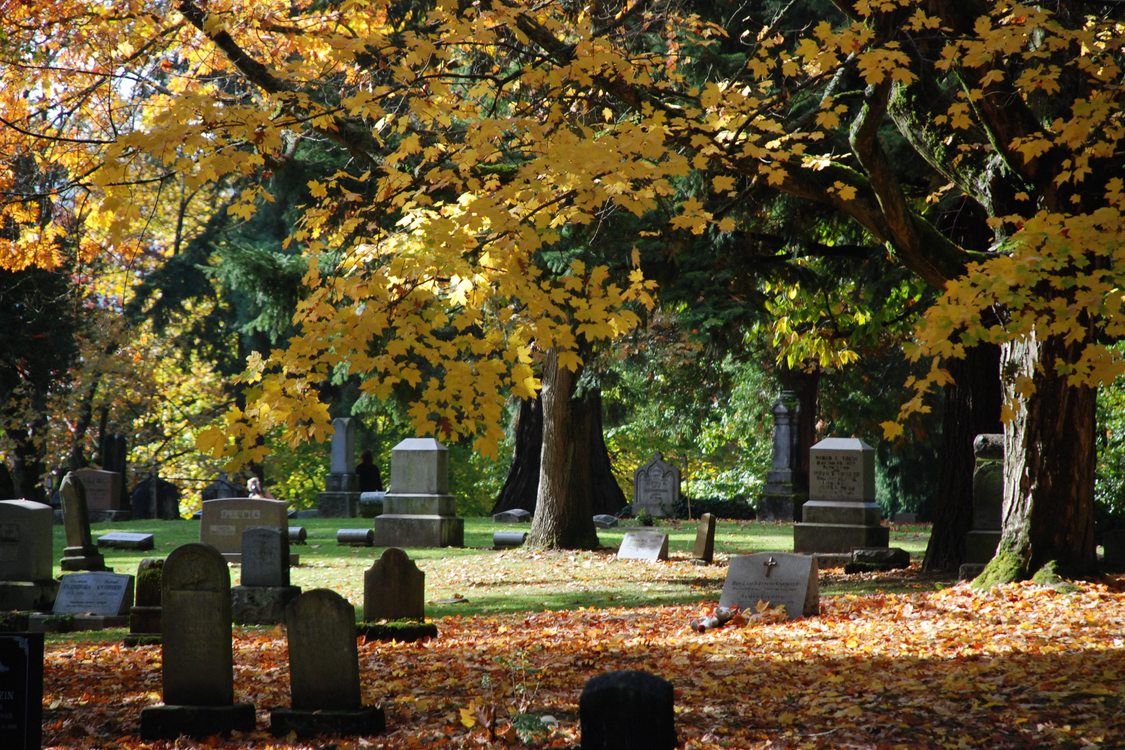 photo of Lone Fir Cemetery