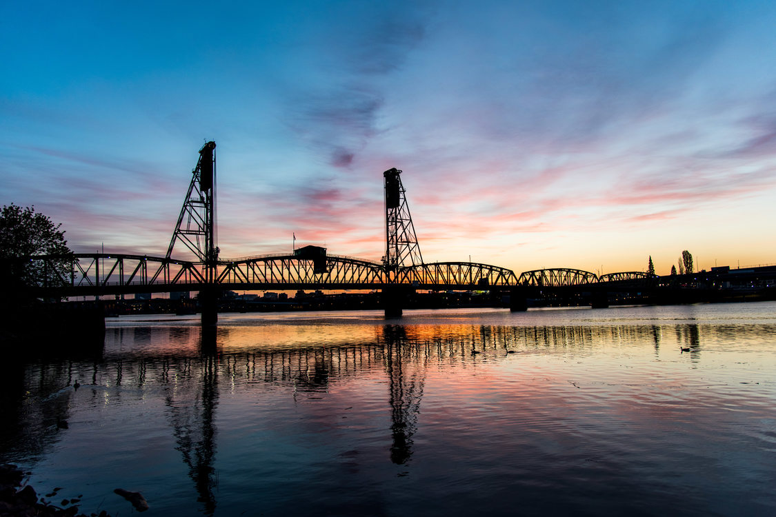 photo of sunrise over Tom McCall Waterfront Park