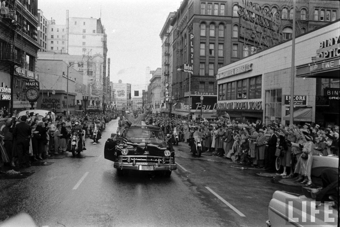 Eisenhower parade in downtown Portland