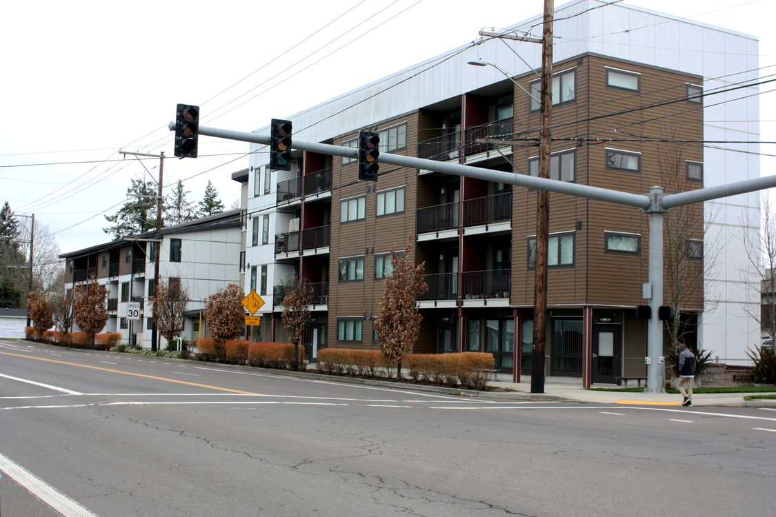 The Knoll apartments in Tigard, Oregon