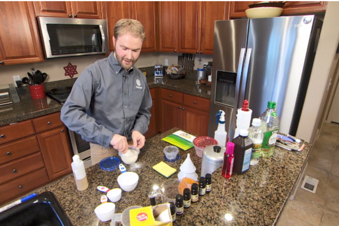 Man makes cleaning products using common household items