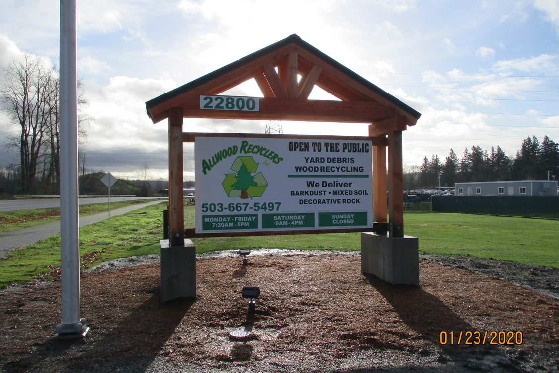 Entrance sign for Allwood Recyclers in Fairview Oregon